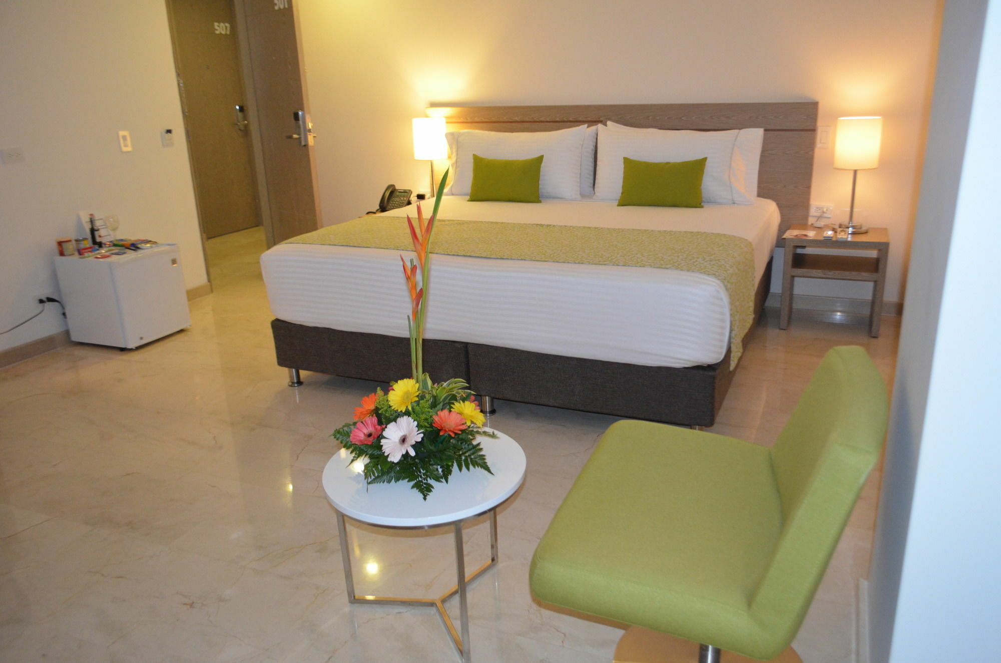 Hotel Ms Ciudad Jardin Cali Buitenkant foto
